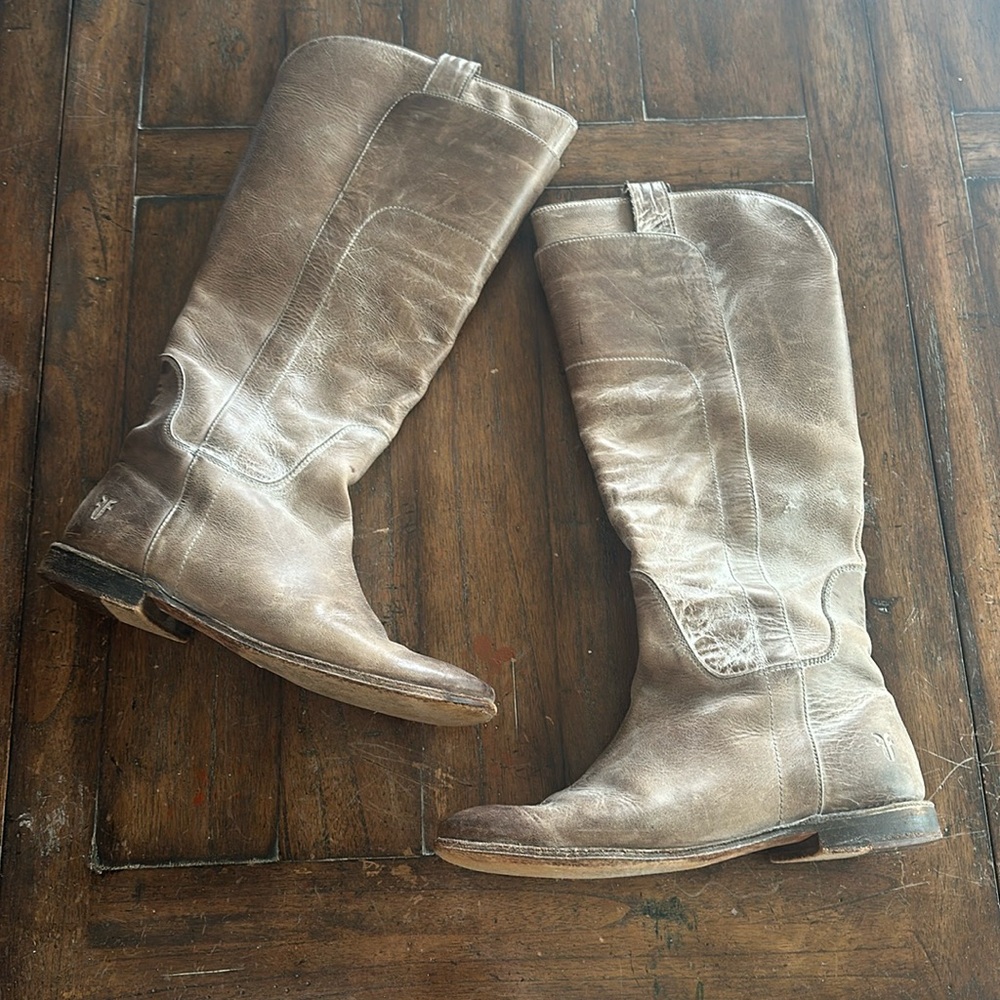 Frye grey boots women’s size 8 wide calf